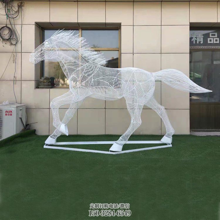 镂空奔马雕塑，城市动物摆件，大型广场小品